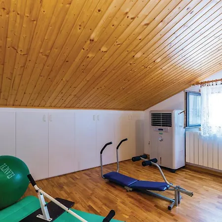 דירה 2 Bedroom Stunning In